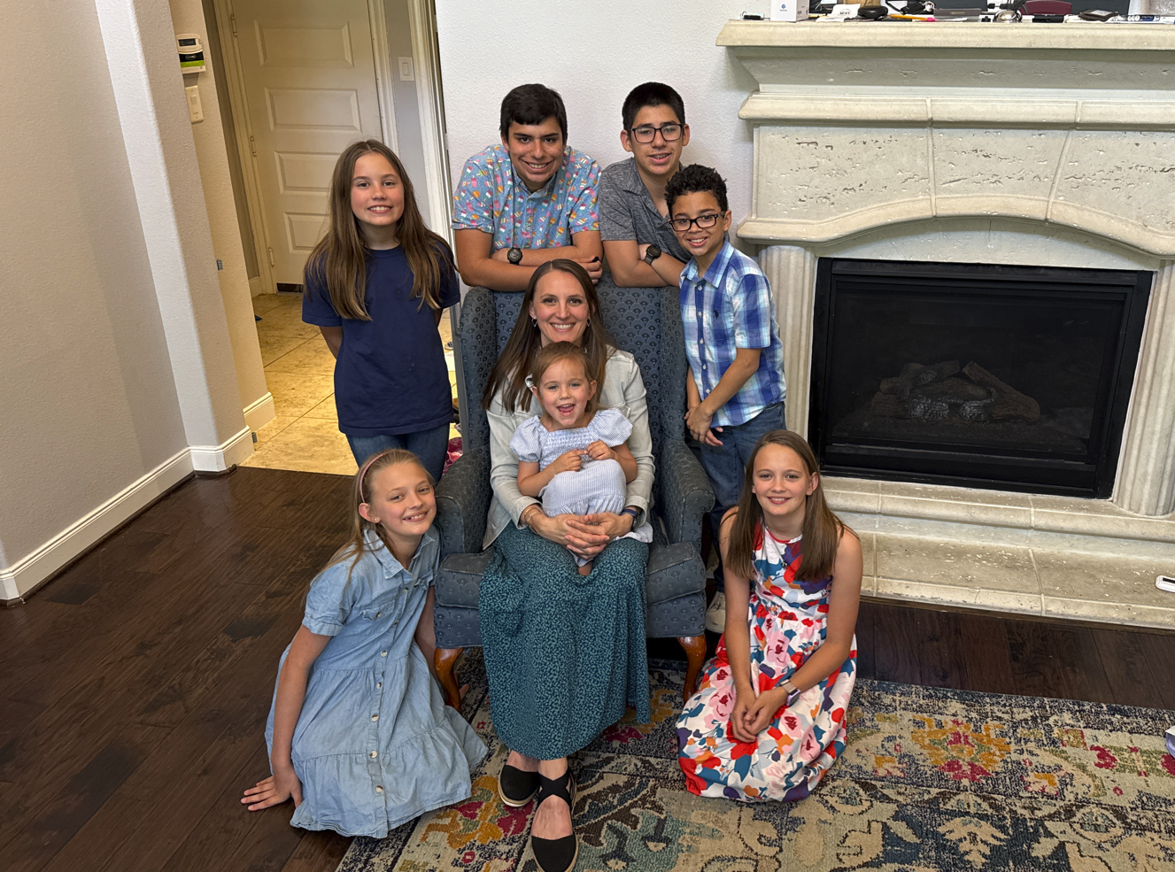 working homeschool mom and her 7 kids